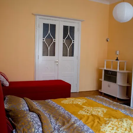 Hostel Eternal Flame Albergue